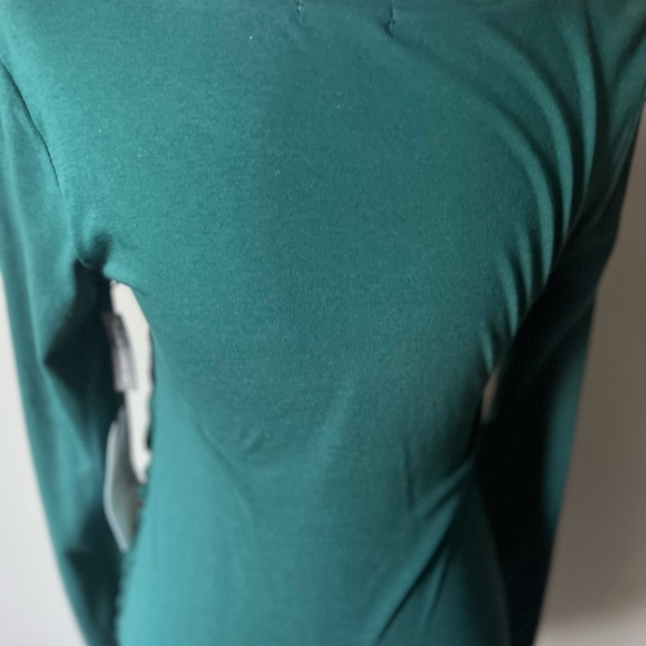 NWT - LEITH RUCHED Body Con Dress- Green- size Medium - Picture 7 of 10